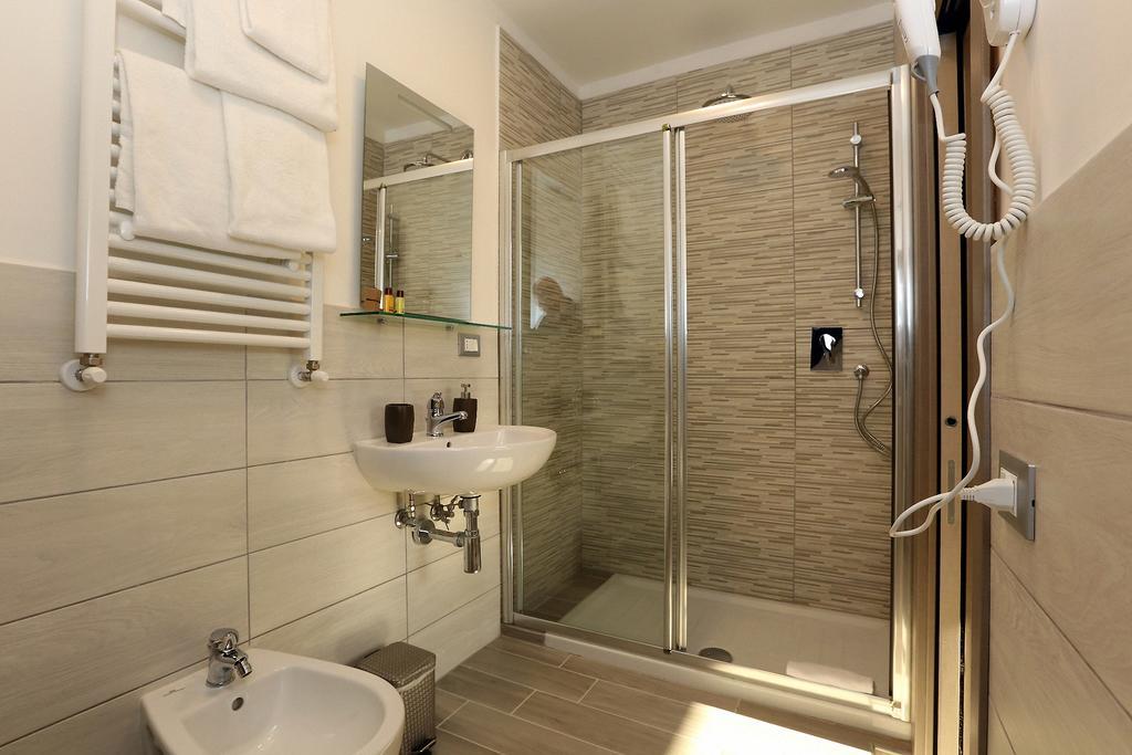 فندق Casa Martinez Roma المظهر الخارجي الصورة